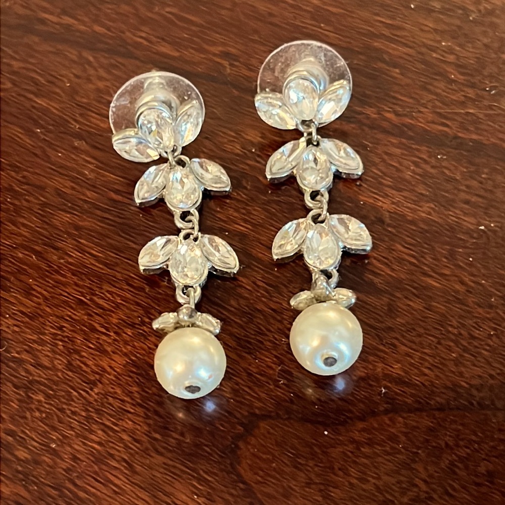 Sparkly drop earrings with faux pearls